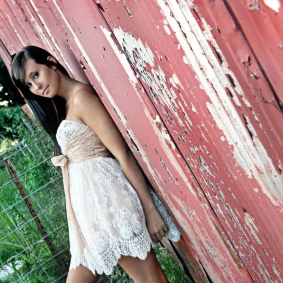 Sherri Hill 2841 white/nude beaded lace sweetheart neckline cocktail/prom dress - Picture 4 of 5